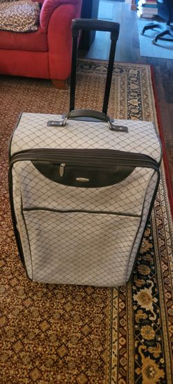 Pierre Cardam Large 29" Expandable Rolling Suitcase...