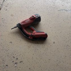 Hiltl HD 120  Clavos Para Concreto Y Estil 