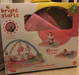 Baby activity gym used once Like new!