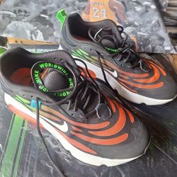 NIKE AIR MAX EXOSEMSE SE WORLDWIDE.