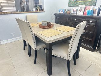 Table, 4 chairs and bench