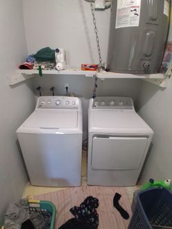 GE Washer and Dryer Set