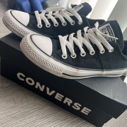 Women’s Converse 