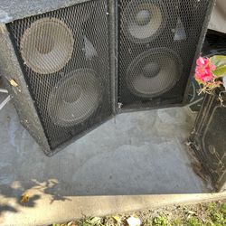 15” Speakers