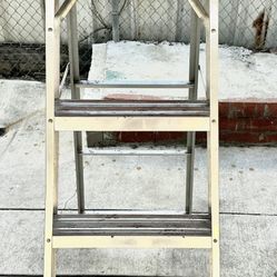 Ladder