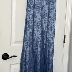 Gorgeous Blue Satin And Lace Dress Size 6