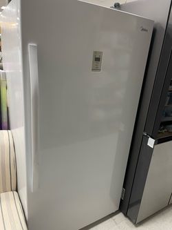 Midea upright convertible freezer