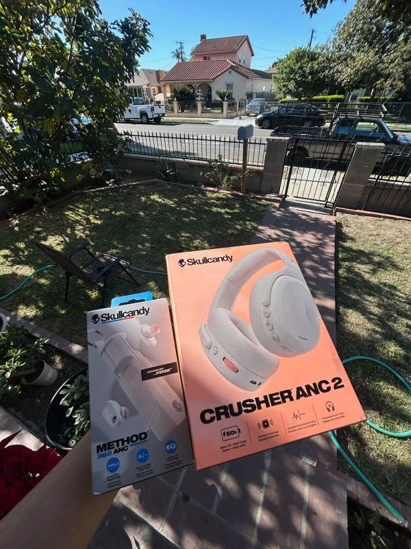 Skull Candy Crusher Anc 2 & Method Anc 360 Earbuds And Headphones