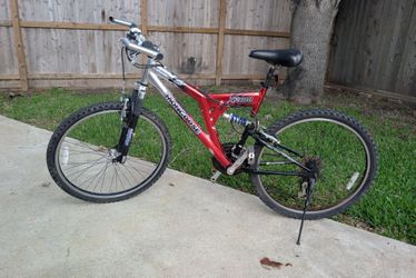 Mongoose XR100 - 26" Aluminum Dual Suspensions Mountain bike