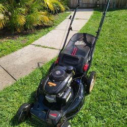 Craftsman Honda GCV160 Self Propelled Bagger Mower