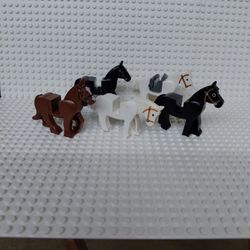 Lego Minifigure Horses (Lot 70) 