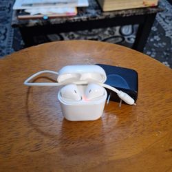 TWS (true wireless Stereo) earphones