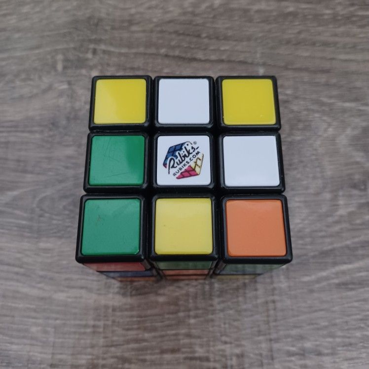 Rubiks Cube 3x3 Puzzle
