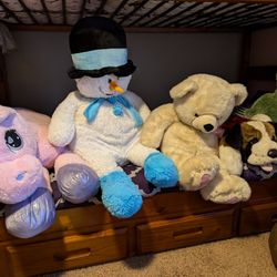 Lot Of 5 Giant Plushies 4 Ft To 3 Ft Tall