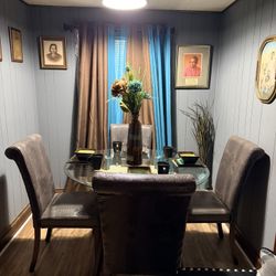 Dining Room Table With Dishes
