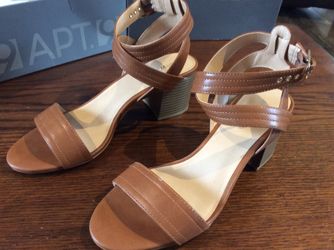 Brand new pair of dress sandals by APT.9
