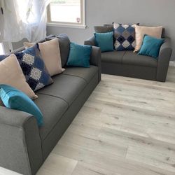 Set Sofa $699 New And Ready To Use 