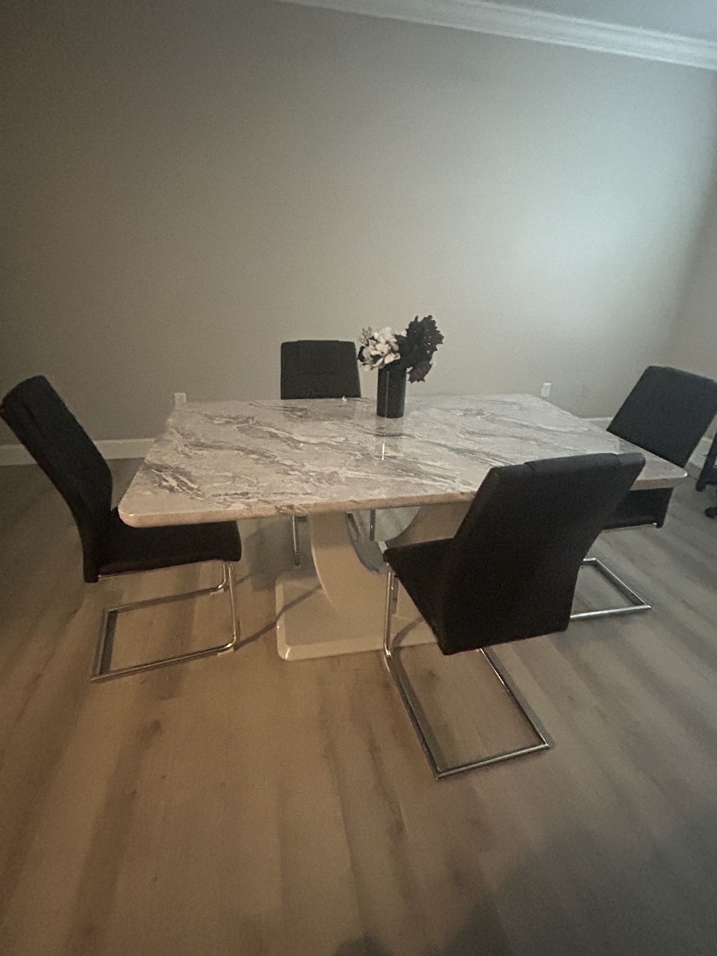Wayfair Dining Table - Sell ASAP