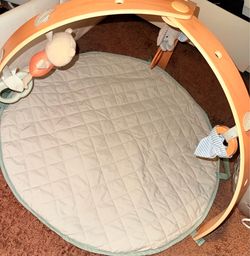 Infant play Matt