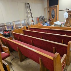 Pews 
