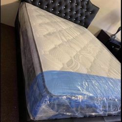 Full Size Bed