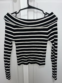 Off-Shoulder Long Sleeve