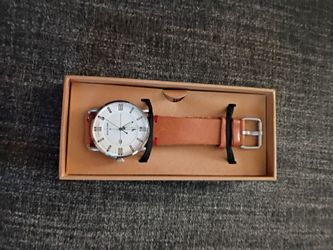 One eleven solar powered watch