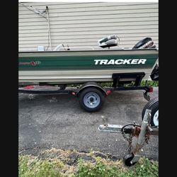 16 Ft. Fishing Boat 