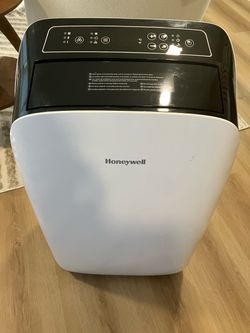 Honeywell HL12CESWK Portable Air Conditioner 12,000 BTU