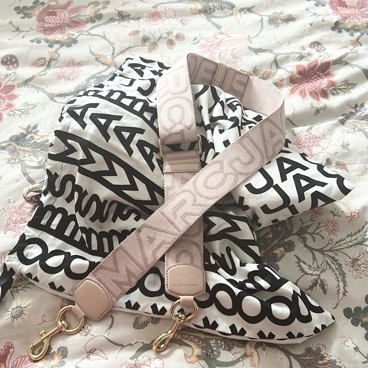 Marc Jacob’s Tote Bag Strap