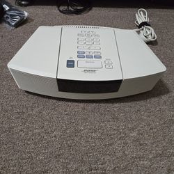 Bose Wave Radio and CD Player AWRC-1P White