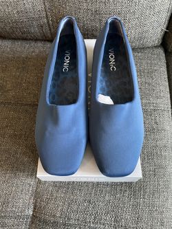 Vionic Shoes Size 6