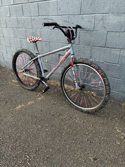 Trades only looking for a se bike or a mafia bike and it has to be a 27.5 or 29 inch bike
