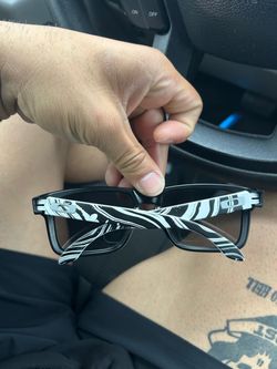 Oakleys Sunglasses
