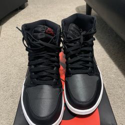 Gym Red Jordan 1 