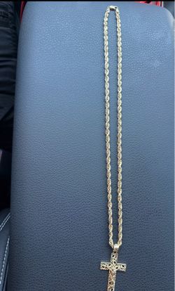 14k rope chain with cross