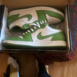 Jordan Ones Low Top