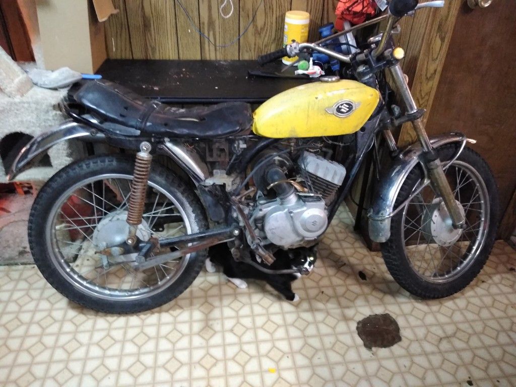 Photo 1970 Suzuki 125 Enduro