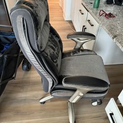 Office/ Gaming Chair 
