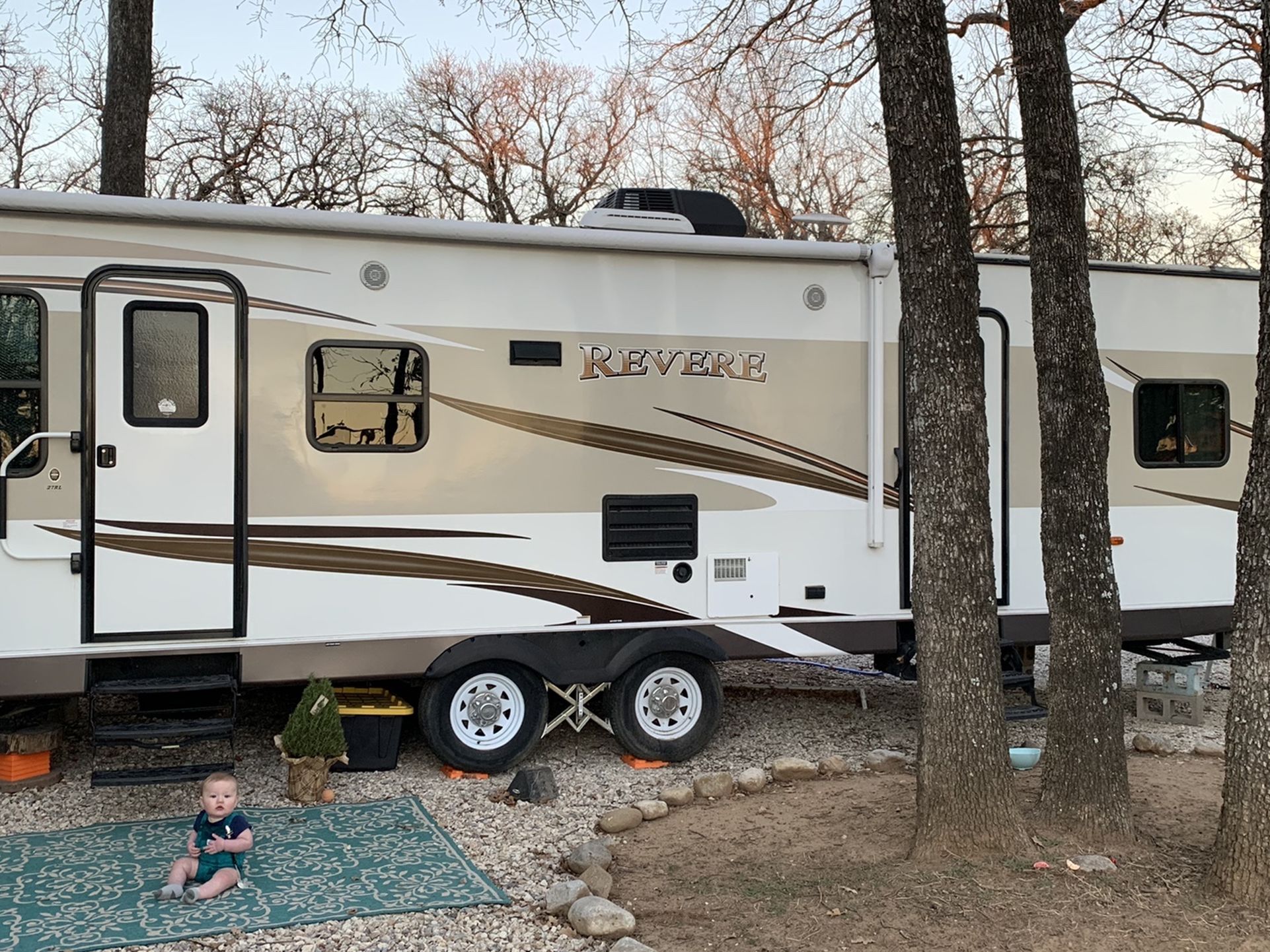 2016 Shasta Revere 27RL