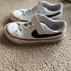 Kids Converse Size 12 C
