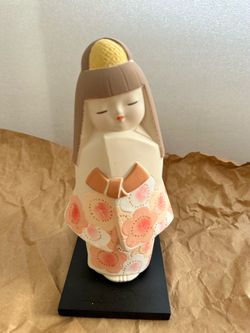 Vintage Japanese Kokeshi Doll Figurin