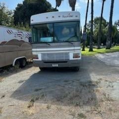 2001 Fleetwood Bounder