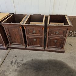 Business desk and cabinet