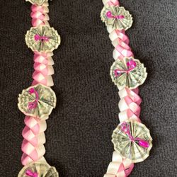 Graduation ribbon lei