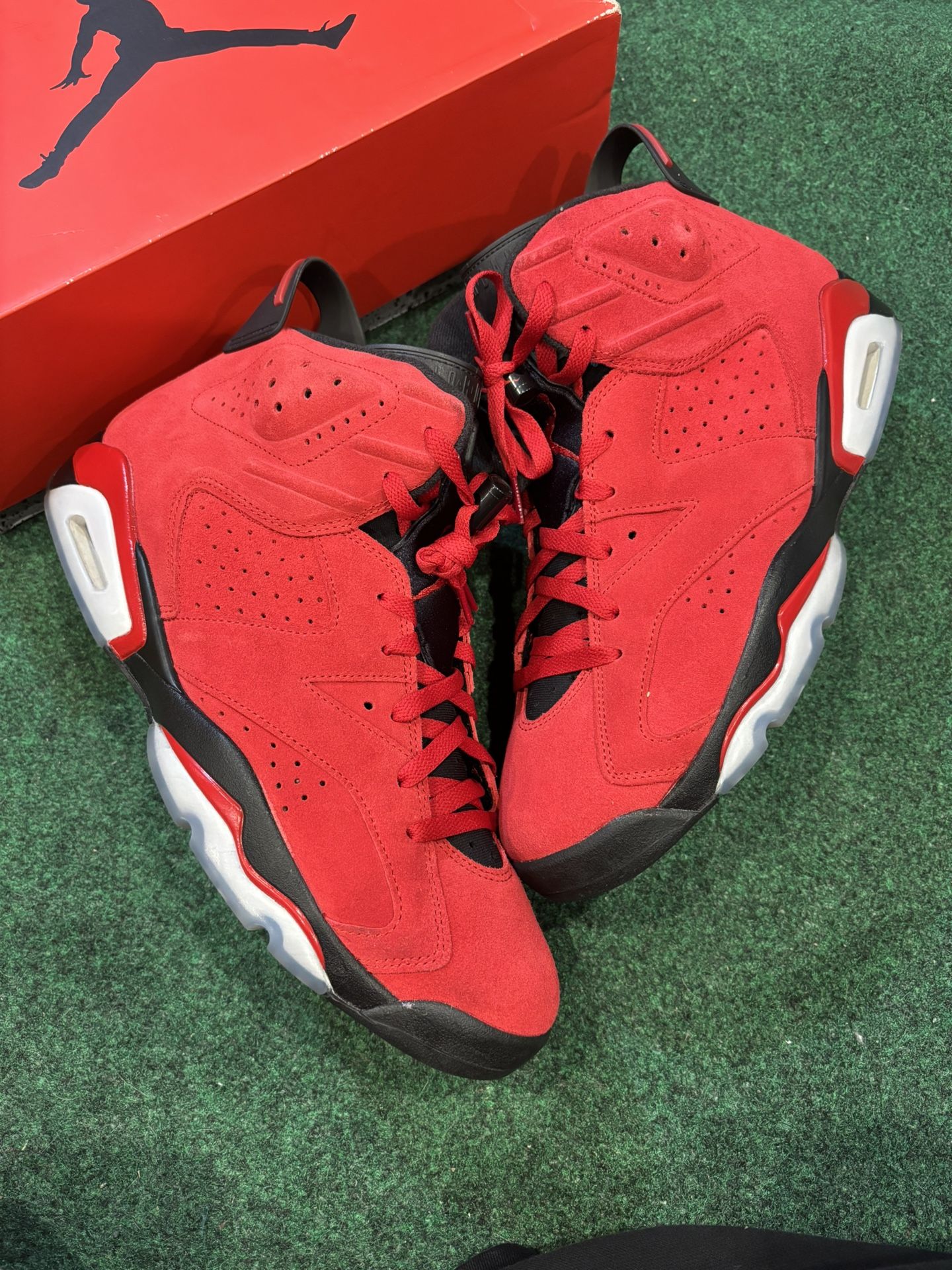 JORDAN 6 TORO BRAVO SIZE 13