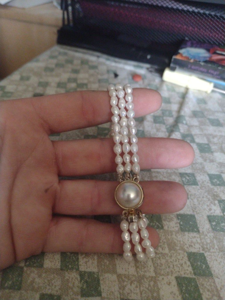 3 strand Cultured Pearl Bracelet