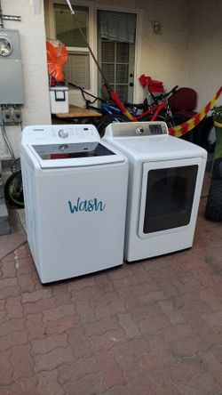 Washer and gas dryer
