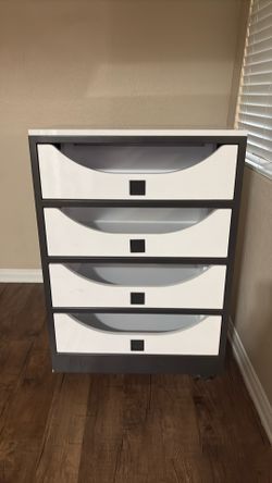 Heavy duty storage dresser on casters