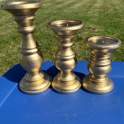 Wooden Candle Pillars